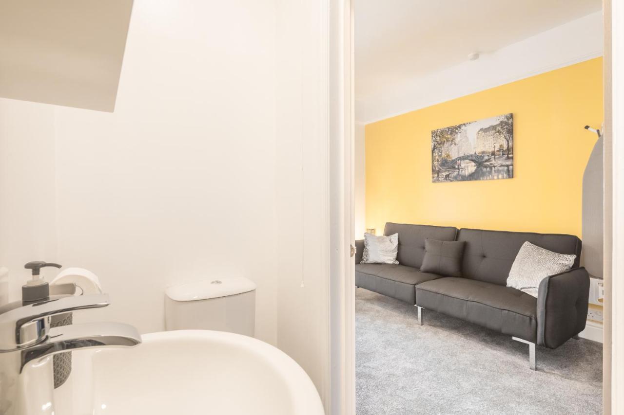 Private Room 5 With Kitchenette By Cb Stays No Minimum Stays Кембридж Экстерьер фото